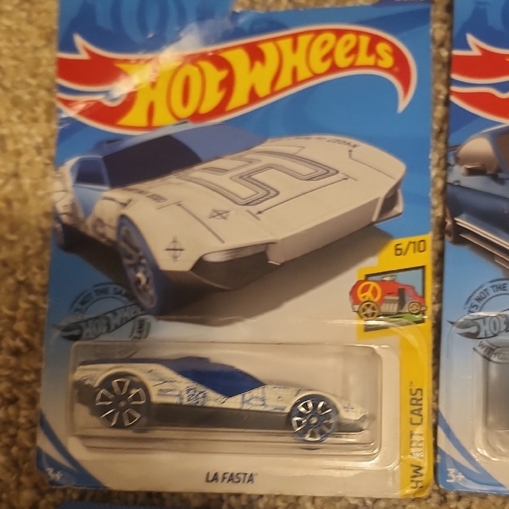 Hotwheels Lot - Picture 7 of 10